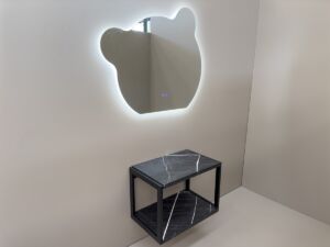 PVC МЕБЕЛ ЗА БАНЯ SOFIA NOIR С ЧЕРНА РАМКА