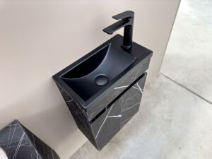 Малък шкаф за баня от ПВЦ Mini 43 NOIR