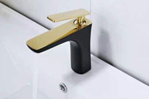 Черен златен смесител за баня Blandini Ventana S Black Gold