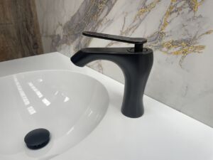 Смесител за мивка Blandini Aston Черен Мат