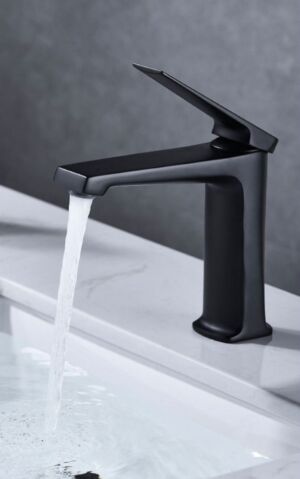Черен мат смесител за мивка Blandini Ador Black